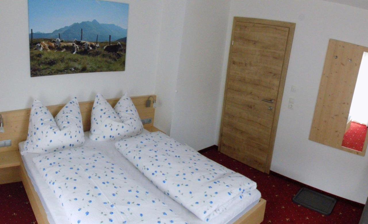 Haus Maria Bed & Breakfast Герлос Екстериор снимка